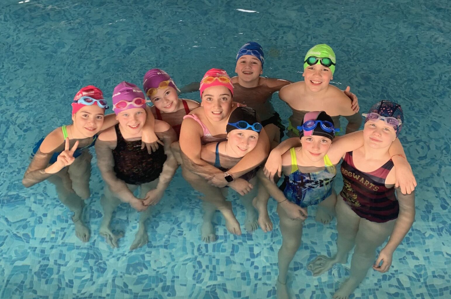 MINI PESCIOLINI E NUOTO RAGAZZI: LEZIONI A BORDO